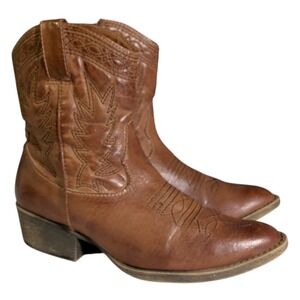Coconuts by Matisse Pistol Boots Womens Size 7M Ranch Ankle Western Country Girl